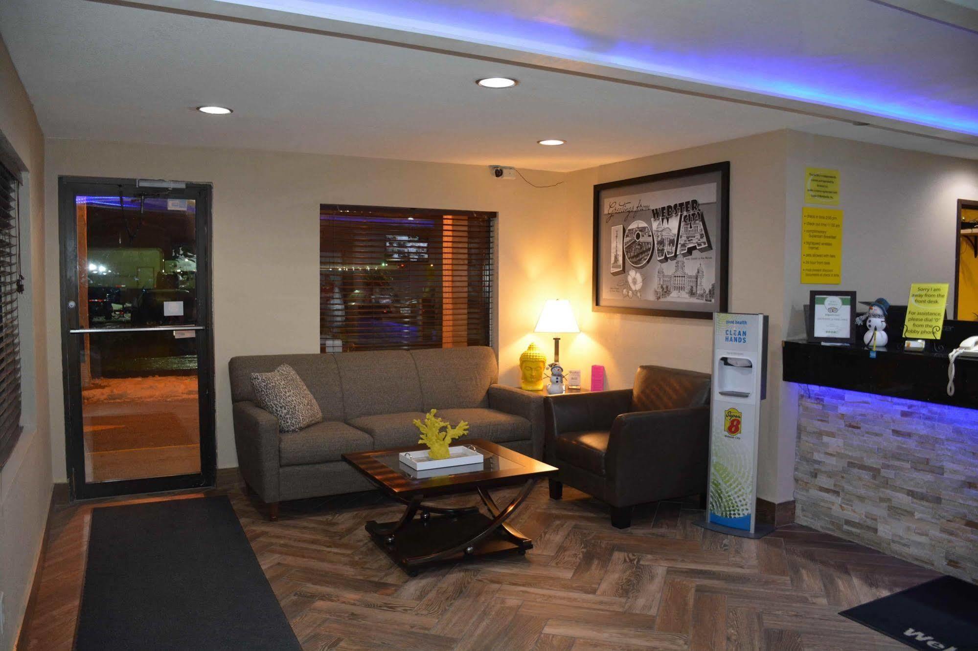 Super 8 By Wyndham Webster City Ia Exterior foto